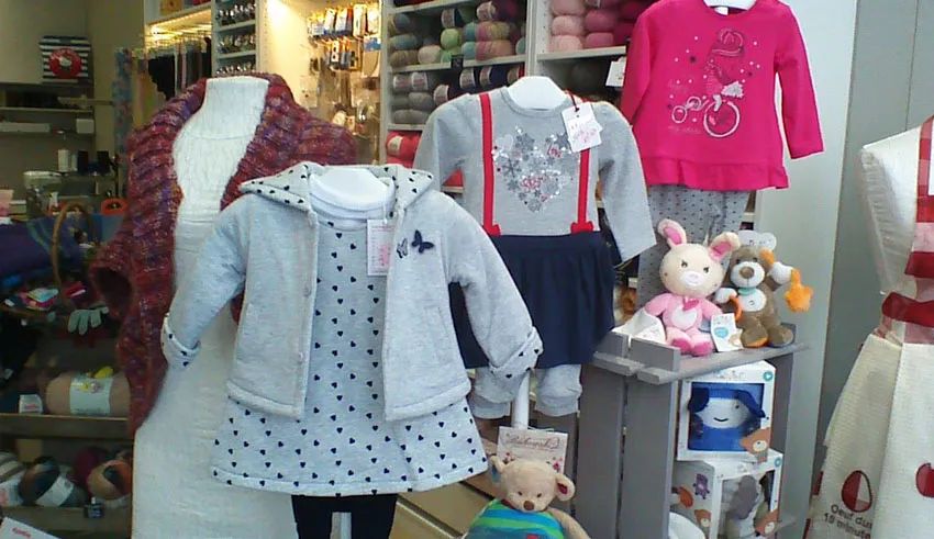 Distribution de Vêtements